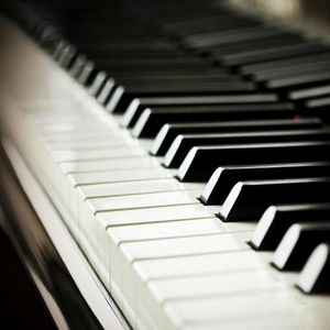 18禁动漫男男被❌吸乳视频
